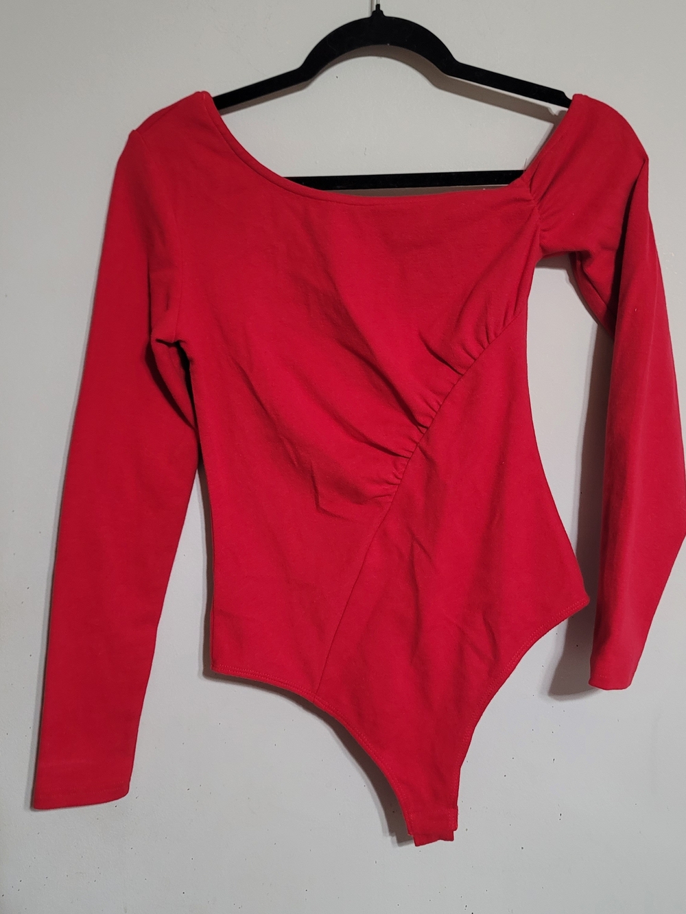 Le Lis Red Long-Sleeve Asymmetric Bodysuit Sz S Cotton Stretch